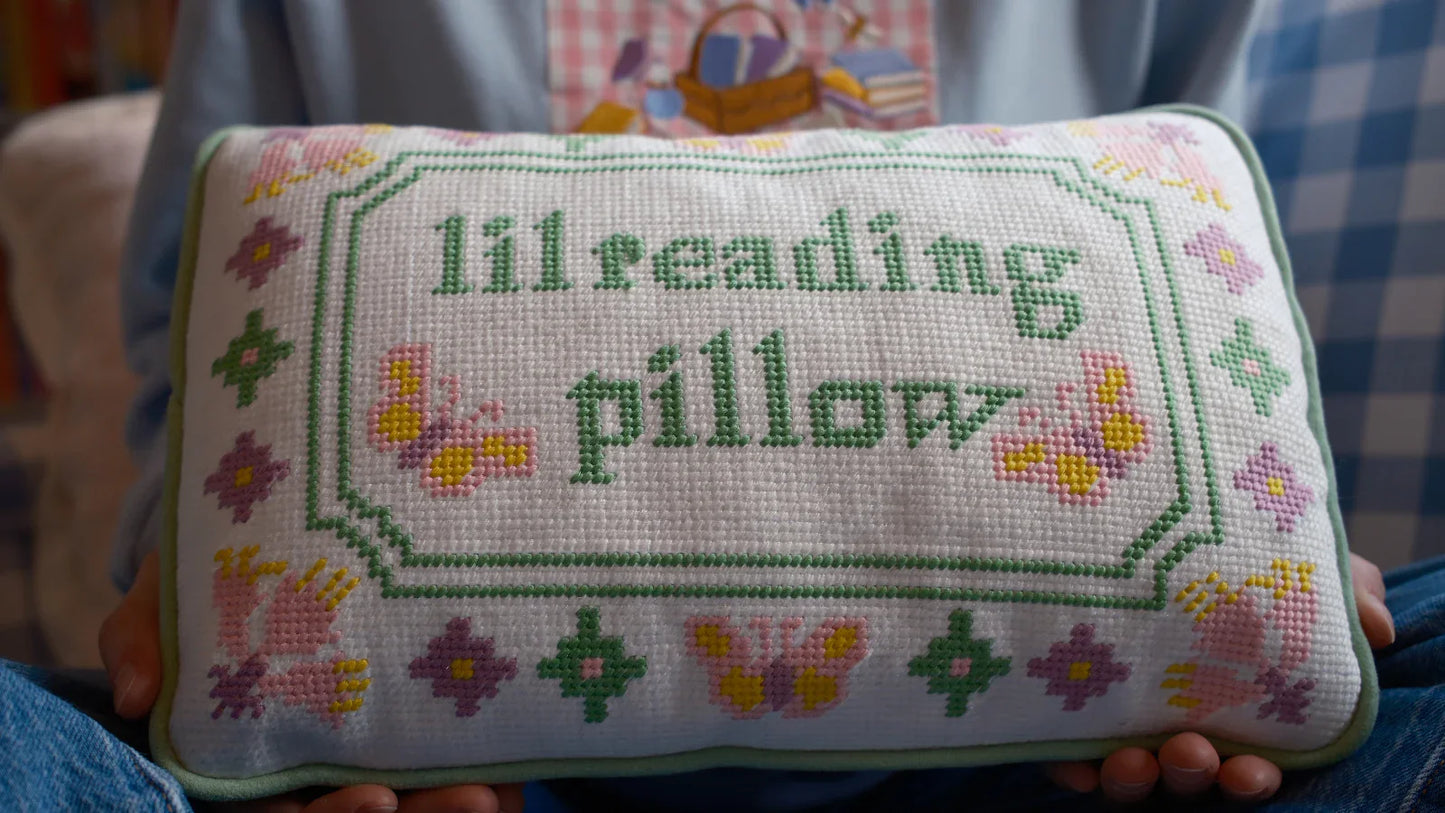 Lilsimsie BookNic Cozy Up Bundle