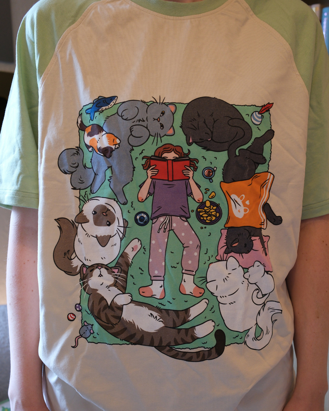 Reading Party Tee